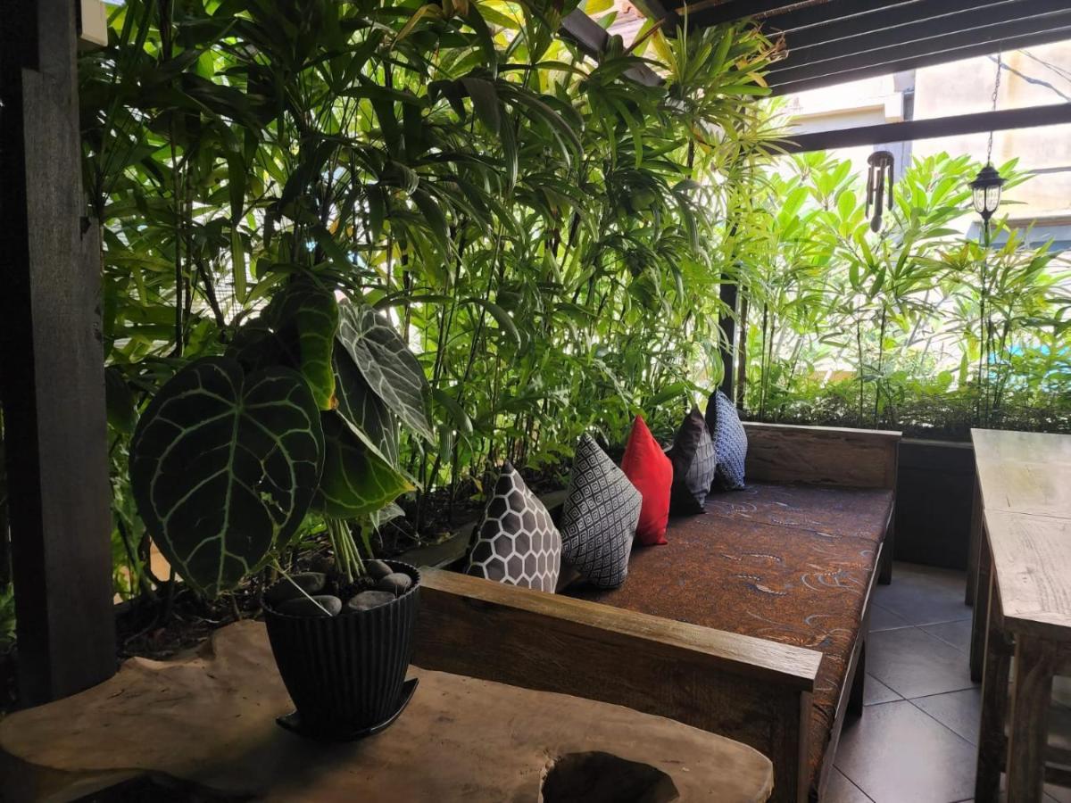 Appartamento Mai Malu Pulukan Esterno foto